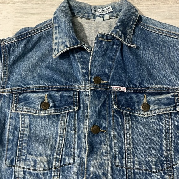 Guess Vintage Denim Jean Jacket Size Medium - Picture 3 of 12